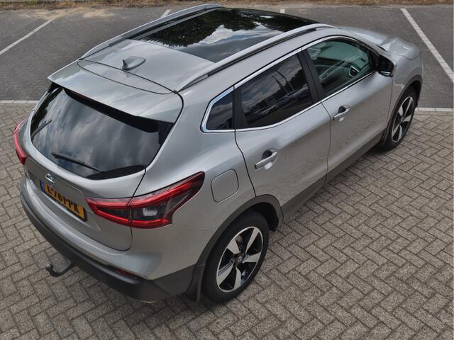 Nissan QASHQAI 1.3 DIG-T Tekna + | Leder | Navigatie | Trekhaak | Stoelverwarming | Climate Control | All-season banden |