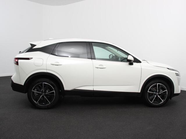 Nissan QASHQAI 1.3 MHEV Design Acenta Panorama dak Climate control Adaptive cruise control LED Parkeersensoren Achteruitrijcamera Apple Carplay/ Android Auto