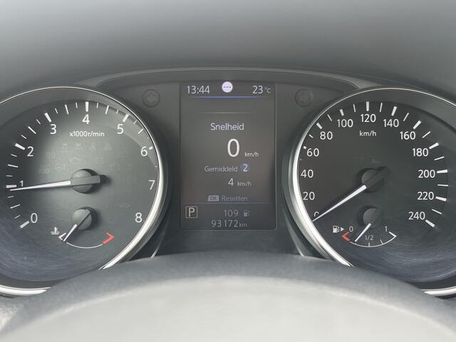Nissan QASHQAI 1.3 DIG-T Tekna / Automaat / Panoramadak / Rondzichtcamera / Trekhaak 1500kg / Stoelverwarming / Adaptieve Cruise Control /