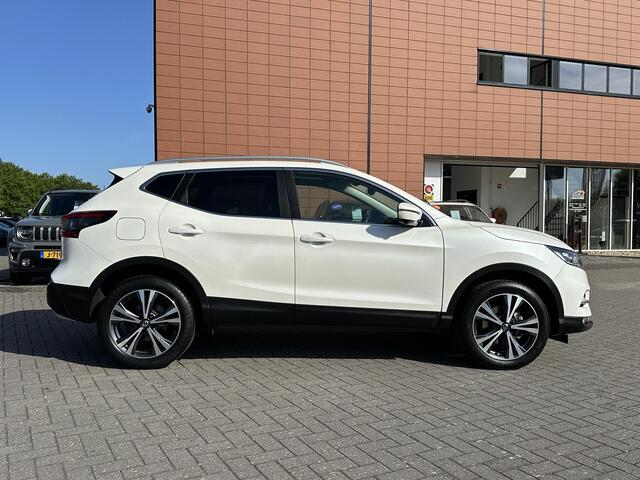 Nissan QASHQAI 1.3 DIG-T N-Connecta Trekhaak |Design Pack | Panoramadak | Apple Carplay/Android Auto | 360° Camera | Keyless Entry | Navigatie | DAB | Rijklaarprijs!