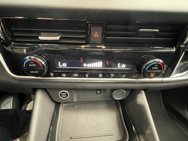 Nissan QASHQAI 1.3 MHEV Xtronic Premiere Edition Airco | Navigatie | Headup display | Applecarplay/Android auto