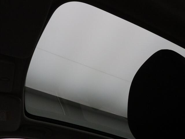 Nissan QASHQAI 160pk DIG-T Business Edition Automaat 360° Camera | Cruise | Parkeersens. v+a | Stoel-/voorruitverw. | Panoramadak