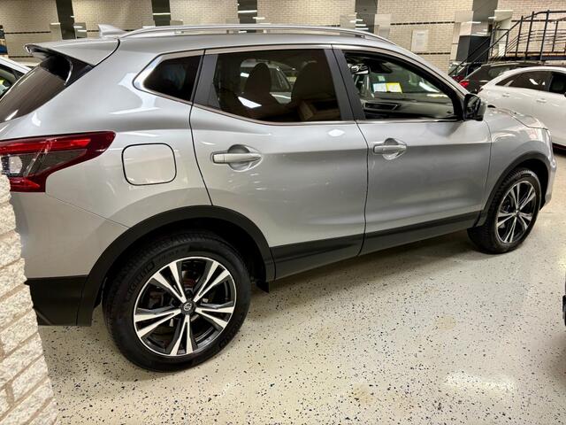 Nissan QASHQAI 1.3 DIG-T N-CONNECTA Panorama dak 360 Cam ECC Navigatie