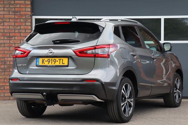 Nissan QASHQAI 1.6 N-Connecta Pano, trekhaak