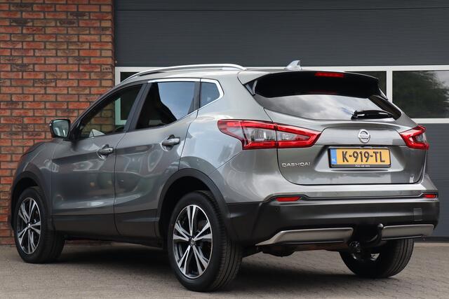 Nissan QASHQAI 1.6 N-Connecta Pano, trekhaak