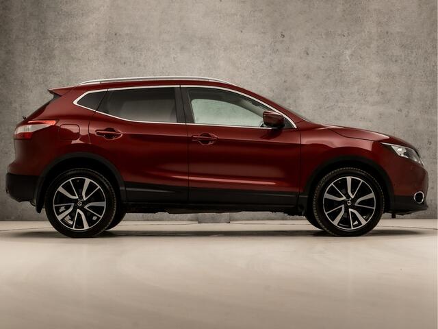 Nissan QASHQAI 1.2 N-Connecta Sport Automaat (PANORAMADAK, NAVIGATIE, 360 CAMERA, LEDER, ELEK SPORTSTOELEN, STOELVERWARMING, GETINT GLAS, CRUISE, NIEUWSTAAT)