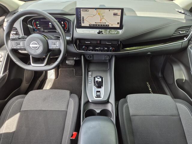 Nissan QASHQAI 1.5 e-Power N-Connecta Automaat / Design Pack / Panoramadak / Allseason banden / Rondomzicht camera / Adaptief CC / Navigatie / Keyless Entry/Start / Climate control / Parkeersensoren voor en achter /