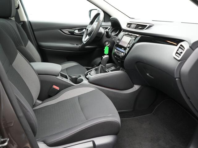 Nissan QASHQAI 1.3 DIG-T N-Connecta Automaat Dealer O.H. | Panodak | L.M. 18" | Navigatie | Apple Carplay | Camera | Stoelverwarming | Cruise Control | Climate Control |