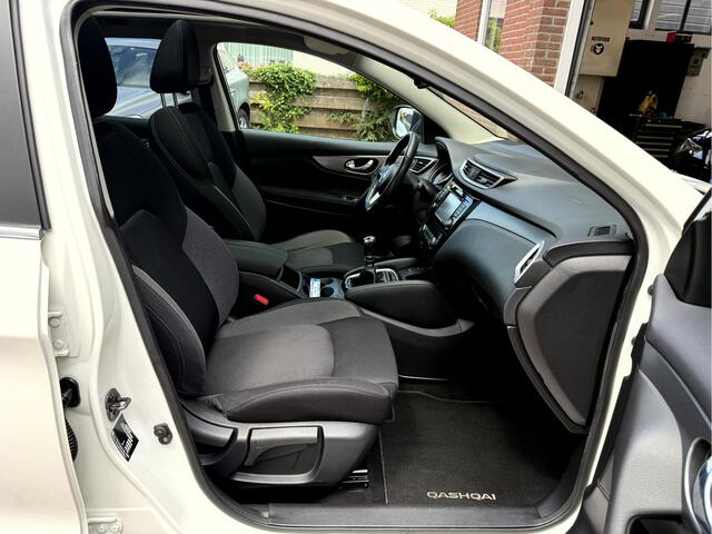 Nissan QASHQAI 1.2 N-Connecta Panoramadak, 360 Camera