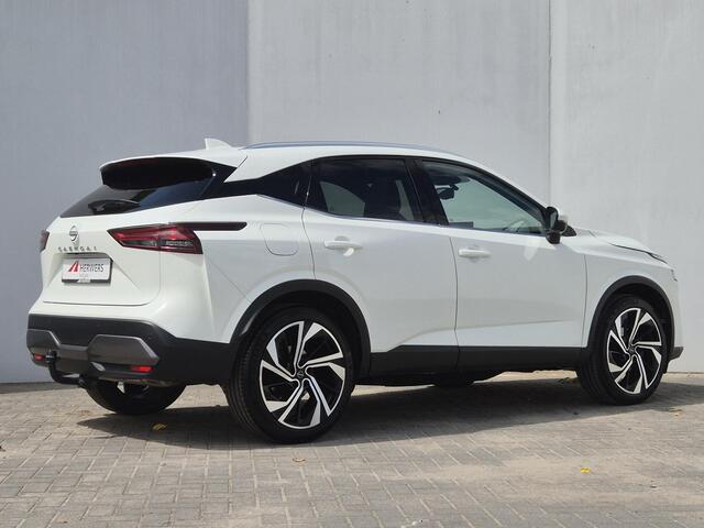 Nissan QASHQAI 1.3 MHEV Xtronic Tekna Plus Automaat / Cold Pack / Panoramadak / Trekhaak Vast / Trekgewicht 1800 kg / Stuur-, Stoel en voorruitverwarming / Elektrische achterklep / Rondomzicht camera / Bose Audio Systeem /