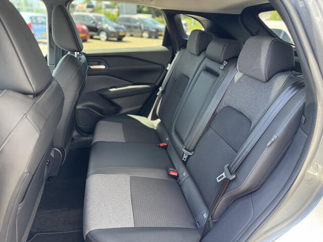 Nissan QASHQAI Automaat 1.3 MHEV Xtronic N-Connecta Cold pack