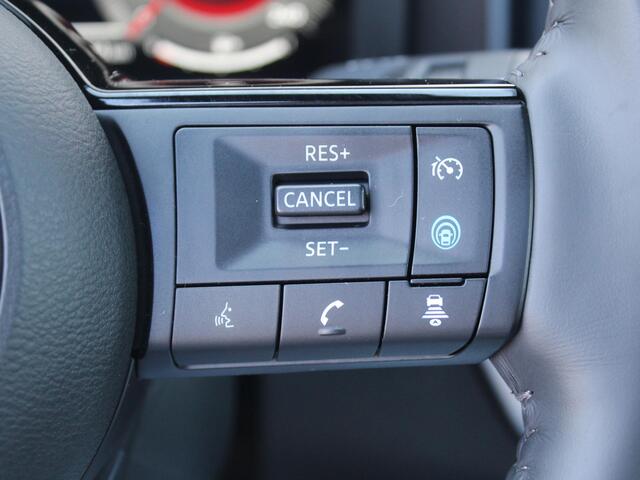 Nissan QASHQAI 1.3 MHEV Tekna / Trekhaak (1400KG Trekgewicht) / Panoramadak / Stoel- & Stuurverwarming / Navigatie + Apple Carplay/Android Auto /