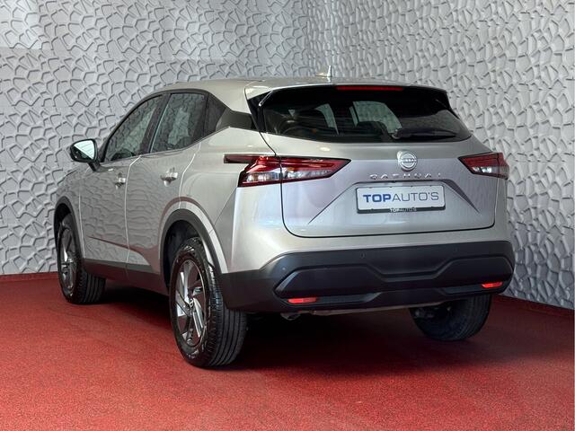 Nissan QASHQAI 1.3 MHEV 160PK NAVI CARPLAY CAMERA STOEL/STUUR/RUIT VERW. LMV PDC ECC LED ADAP.CRUISE 05/2024