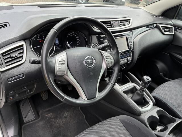 Nissan QASHQAI 1.2 N-Connecta Climate control | Navigatie | Panorama dak | Camera | Elektrisch Pakket | Trekhaak | Parkpilot | LM-Velgen