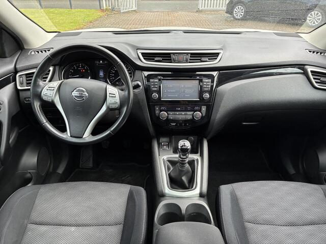 Nissan QASHQAI 1.2 N-Connecta Climate control | Navigatie | Panorama dak | Camera | Elektrisch Pakket | Trekhaak | Parkpilot | LM-Velgen