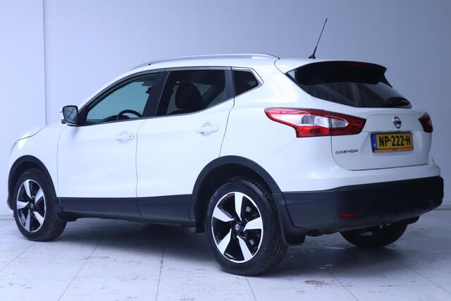 Nissan QASHQAI 1.6 N-Connecta | Achteruitrijcamera | Panoramadak | Navigatie | Afneembare trekhaak |