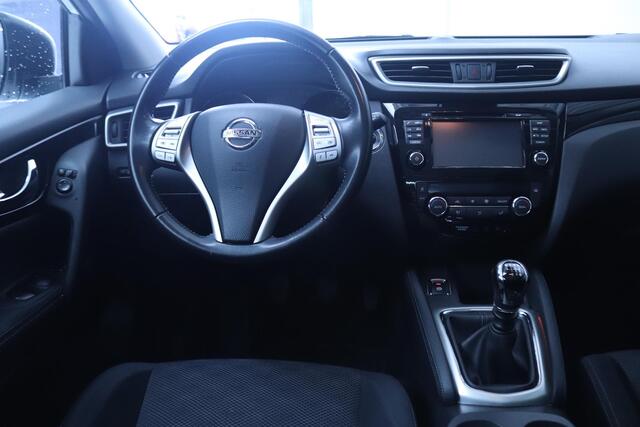 Nissan QASHQAI 1.6 N-Connecta | Achteruitrijcamera | Panoramadak | Navigatie | Afneembare trekhaak |