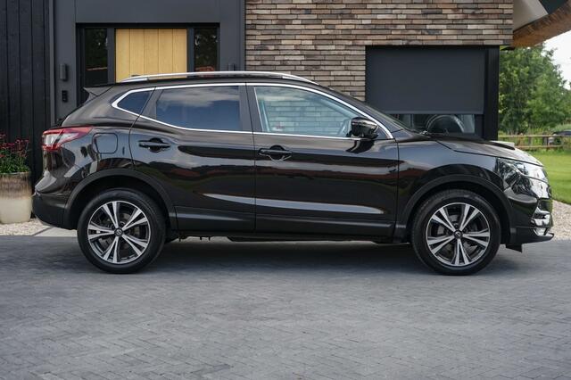 Nissan QASHQAI 1.3 DIG-T 160PK N-Connecta Automaat/Pano/360