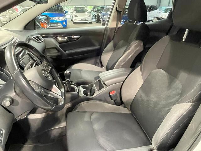 Nissan QASHQAI 1.3 DIG-T N-Connecta Navigatie | Climate controle | AppleCarplay/Android auto