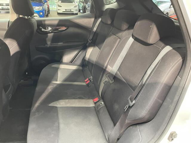 Nissan QASHQAI 1.3 DIG-T N-Connecta Navigatie | Climate controle | AppleCarplay/Android auto