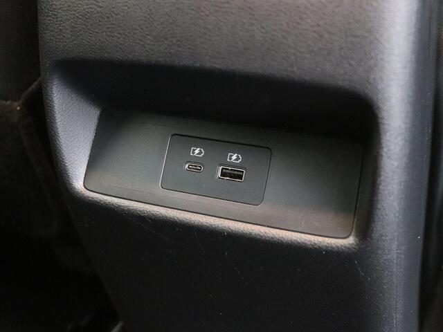 Nissan QASHQAI 158pk MHEV Xtronic N-Connecta | 1800kg Trekvermogen | Stoel, Voorruit en Stuurverwarming | Cruise Control |