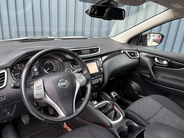 Nissan QASHQAI 1.2 N-Connecta | 360 Camera | Trekhaak | Panodak | Prijs Rijklaar!!