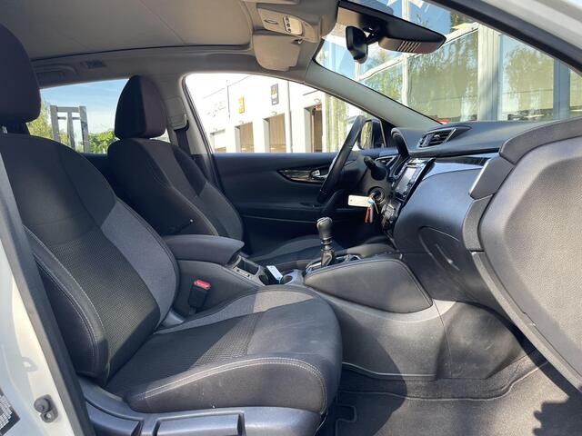 Nissan QASHQAI 1.2 N-Connecta Design Pack + Trekhaak