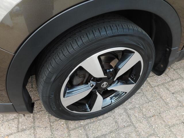 Nissan QASHQAI 1.2 Tekna pano dak afn trekhaak