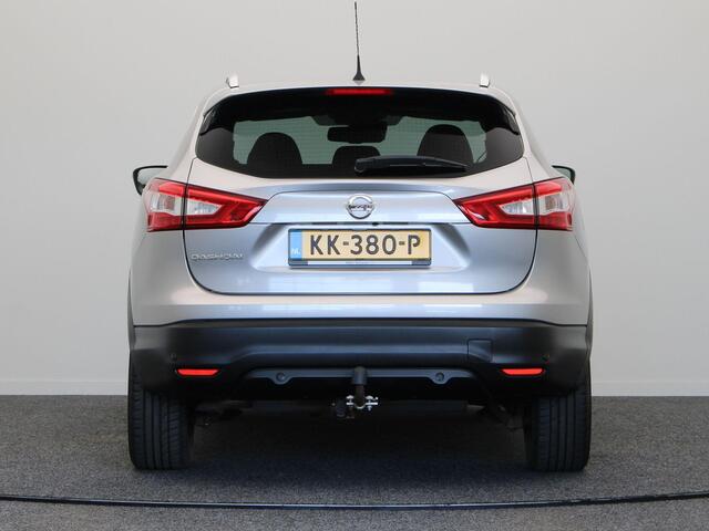 Nissan QASHQAI 1.2 N-Connecta | Climate control | Navigatie | Trekhaak | Panormadak | Rondomzicht camera |