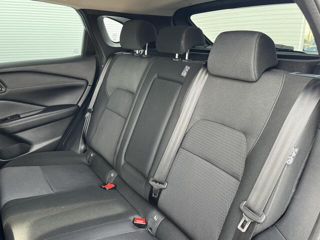 Nissan QASHQAI 1.3 MHEV N-Connecta Apple Carplay/Android Auto/cruise control adaptief/navigatiesysteem full map/ trekhaak (1400 kg)