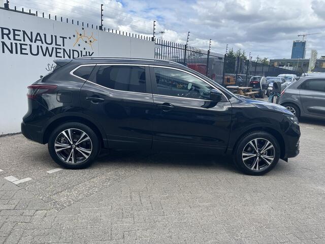 Nissan QASHQAI 1.3 DIG-T N-Connecta / PANORAMADAK / TREKHAAK / CAMERA / PARKEERSENSOREN