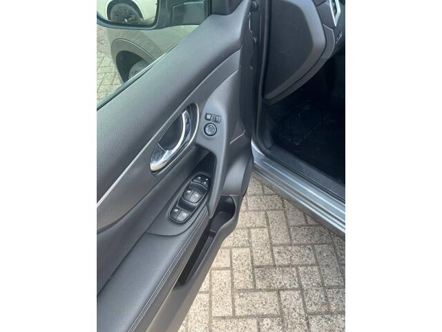 Nissan QASHQAI 1.3 DIG-T N-Connecta