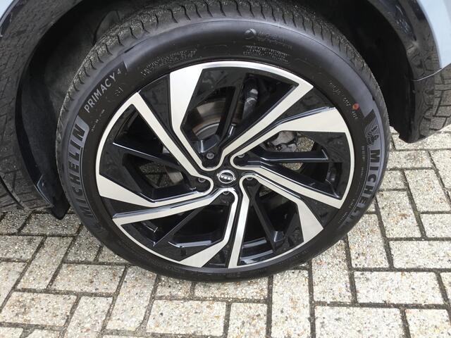 Nissan QASHQAI 1.3 MHEV 158 Xtronic Tekna Plus Cold Pack