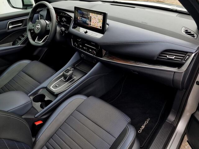 Nissan QASHQAI 1.3 MHEV Xtronic Tekna / Trekhaak ( 1.800 KG ) / All season banden / Panoramadak / Elektrische kofferbak / Elektrisch verstelbare bestuurdersstoel