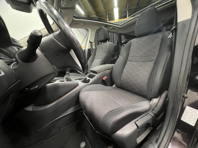Nissan QASHQAI 1.2 N-Connecta | NAVIGATIE | TREKHAAK | 360 CAMERA | KEYLESS |