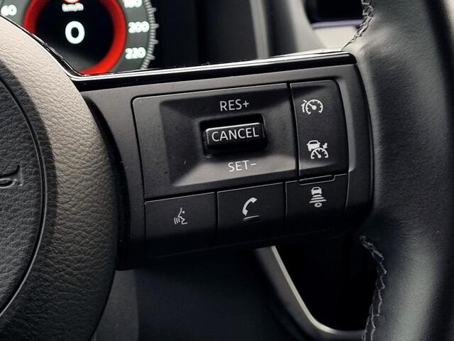 Nissan QASHQAI 1.5 e-Power N-Connecta / All season banden / Panoramadak / Apple Carplay/Android Auto / Navigatie / 360 Graden Camera / Adaptive Cruise Control / Dual Zone Climate Control /