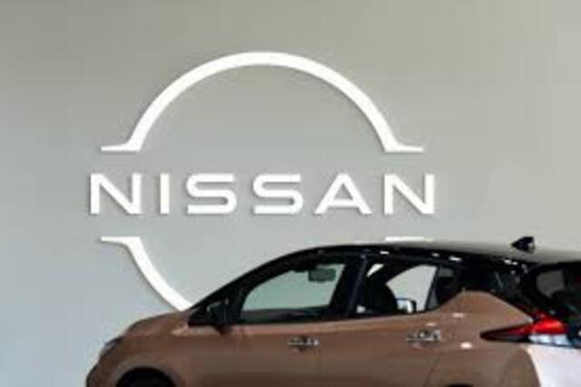 Nissan QASHQAI 1.3 DIG-T N-Connecta Automaat Panoramadak 360 camera AUTORIJKLAAR