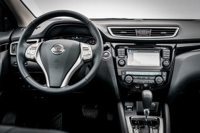 Nissan QASHQAI 1.2 Automaat Tekna | Leder | Gereviseerde bak | Panoramadak | 19 inch LMV | 360 Camera | Trekhaak