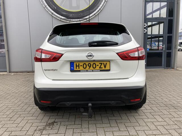Nissan QASHQAI 1.2 N-Connecta Automaat | Trekhaak | Stoelverwarming | Navigatie