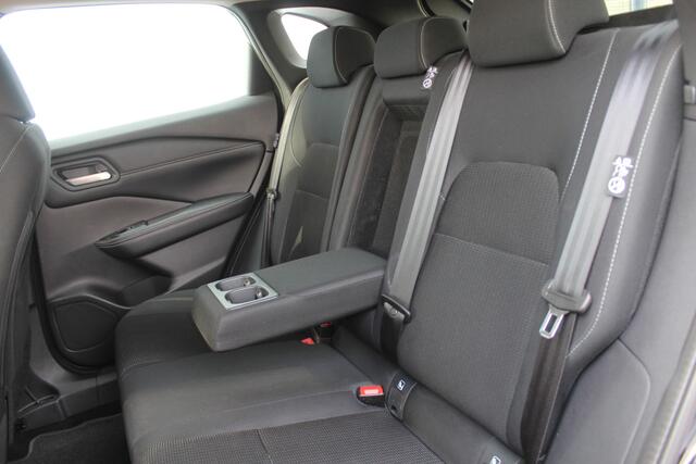 Nissan QASHQAI 1.3 MHEV Business Access Rondom camera | Dodenhoeksensor | Stoel/Stuur verwarmd | Navi