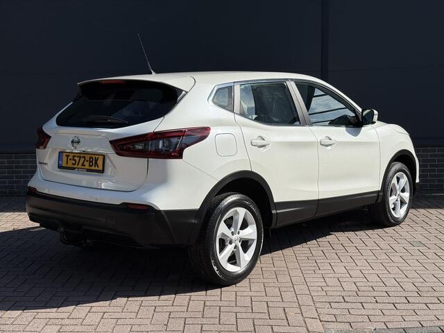 Nissan QASHQAI 1.3 DIG-T N-Connecta / Trekhaak / 1500KG Trekgewicht / Stoel Verwarming / Achteruitrij Camera / Apple Carplay&Android Auto / Cruise /
