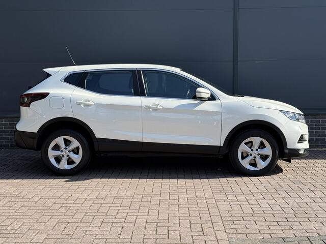 Nissan QASHQAI 1.3 DIG-T N-Connecta / Trekhaak / 1500KG Trekgewicht / Stoel Verwarming / Achteruitrij Camera / Apple Carplay&Android Auto / Cruise /