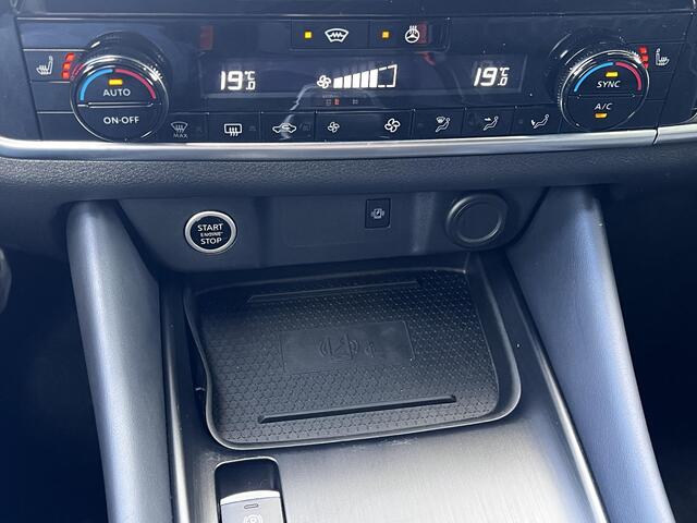 Nissan QASHQAI 1.3 MHEV Xtronic Tekna / Trekhaak ( 1.800 kg ) / All season banden / Panoramadak / Cold pack / Apple carplay / Android auto /