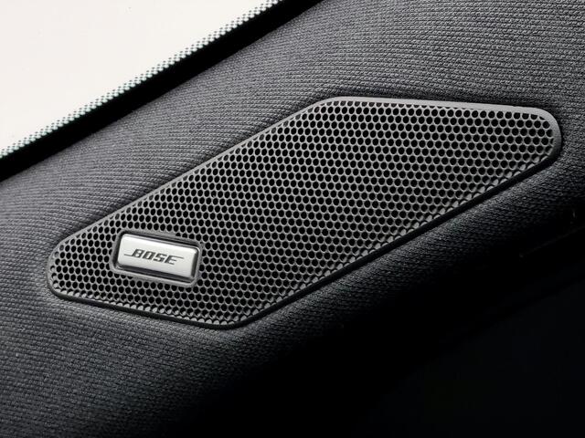 Nissan QASHQAI 1.3 MHEV Xtronic Tekna Plus / Trekhaak ( 1.800 kg ) / All season banden / Apple carplay / Android auto / Bose geluidsinstallatie / Panoramadak / Lederen bekleding