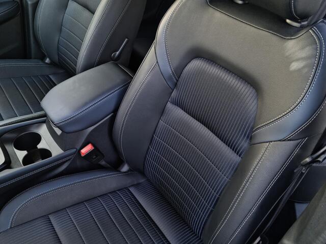 Nissan QASHQAI 1.5 e-Power Tekna / Apple carplay / Android auto / All season banden / Panoramadak / Head-up Display / Elektrische kofferbak