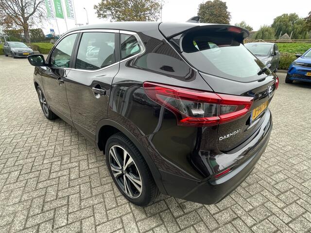 Nissan QASHQAI 1.3 DIG-T Acenta, Aut, Nav, Carplay, Stoelverwarming