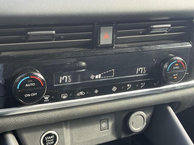 Nissan QASHQAI 1.3 MHEV Xtronic Tekna / Trekhaak ( 1.800 kg ) / All season banden / Apple carplay / Android auto / Head-up Display / Elektrische kofferbak