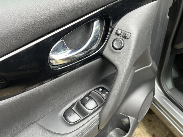 Nissan QASHQAI 1.2 Tekna Aut/Ecc/Leer/Navi/Pano