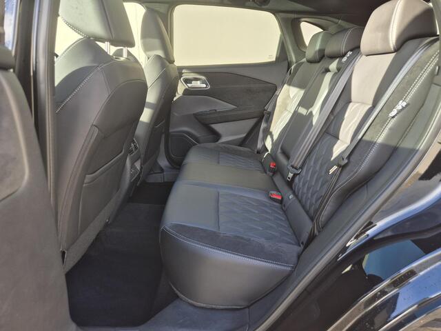 Nissan QASHQAI 1.3 MHEV Xtronic Tekna Plus / Nieuw Model / Facelift / 1800kg Trekgewicht / HUD / Apple Carplay Android Auto / Panoramadak / Stuur-, Stoel en Voorruitverwarming / Elektrische achterklep / Stoel met massage functie