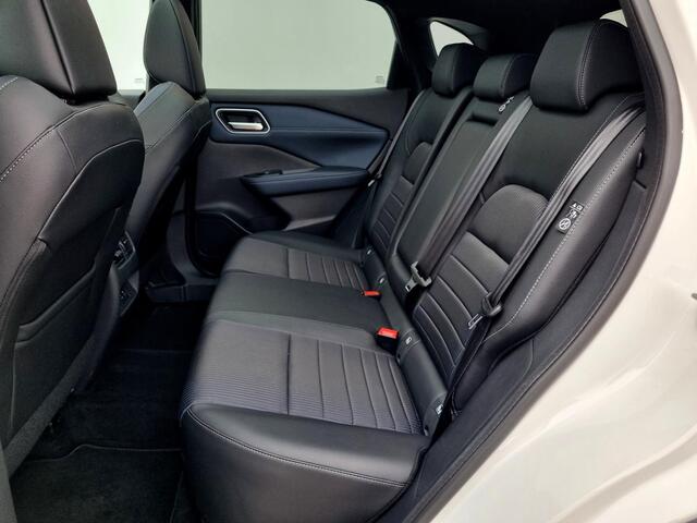 Nissan QASHQAI 1.3 MHEV Tekna / Trekhaak ( 1.400 kg ) / Apple carplay / Android auto / Cold pack / Panoramadak / Elektrische kofferbak / Head-up Display /